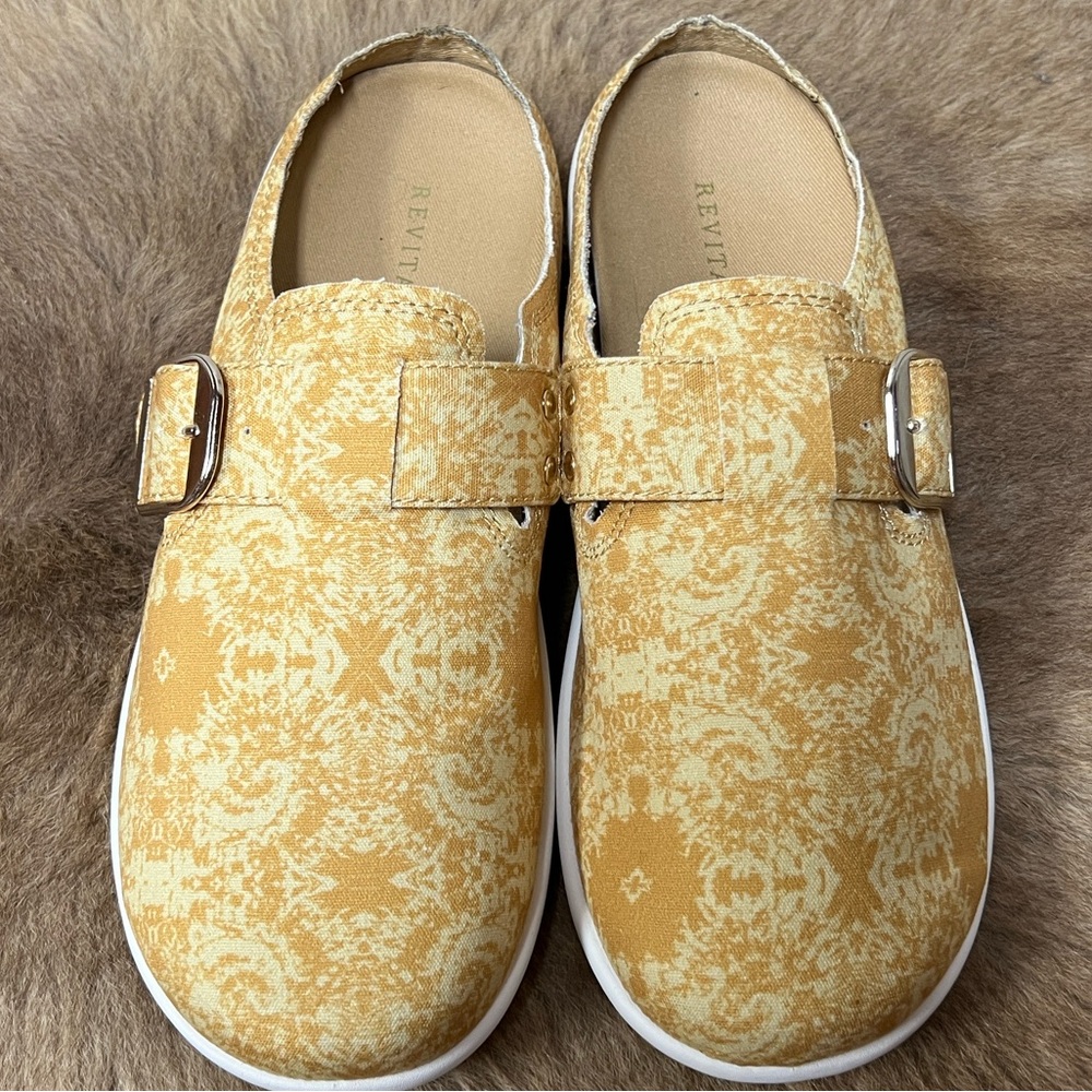 Revitalign Solaire Damask Clog Sandals Slides  Shoes 8.5